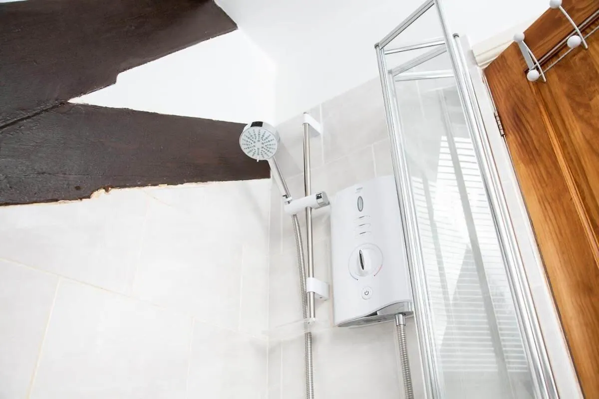 Beautiful Cheltenham Townhouse Private Parking GLOUCESTERSHIRE 0*,  United Kingdom