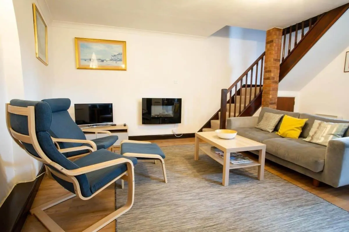 Beautiful Cheltenham Townhouse Private Parking GLOUCESTERSHIRE